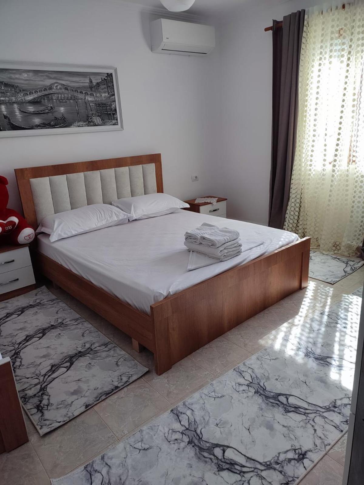 Guest House Eloid Berat Szoba fotó